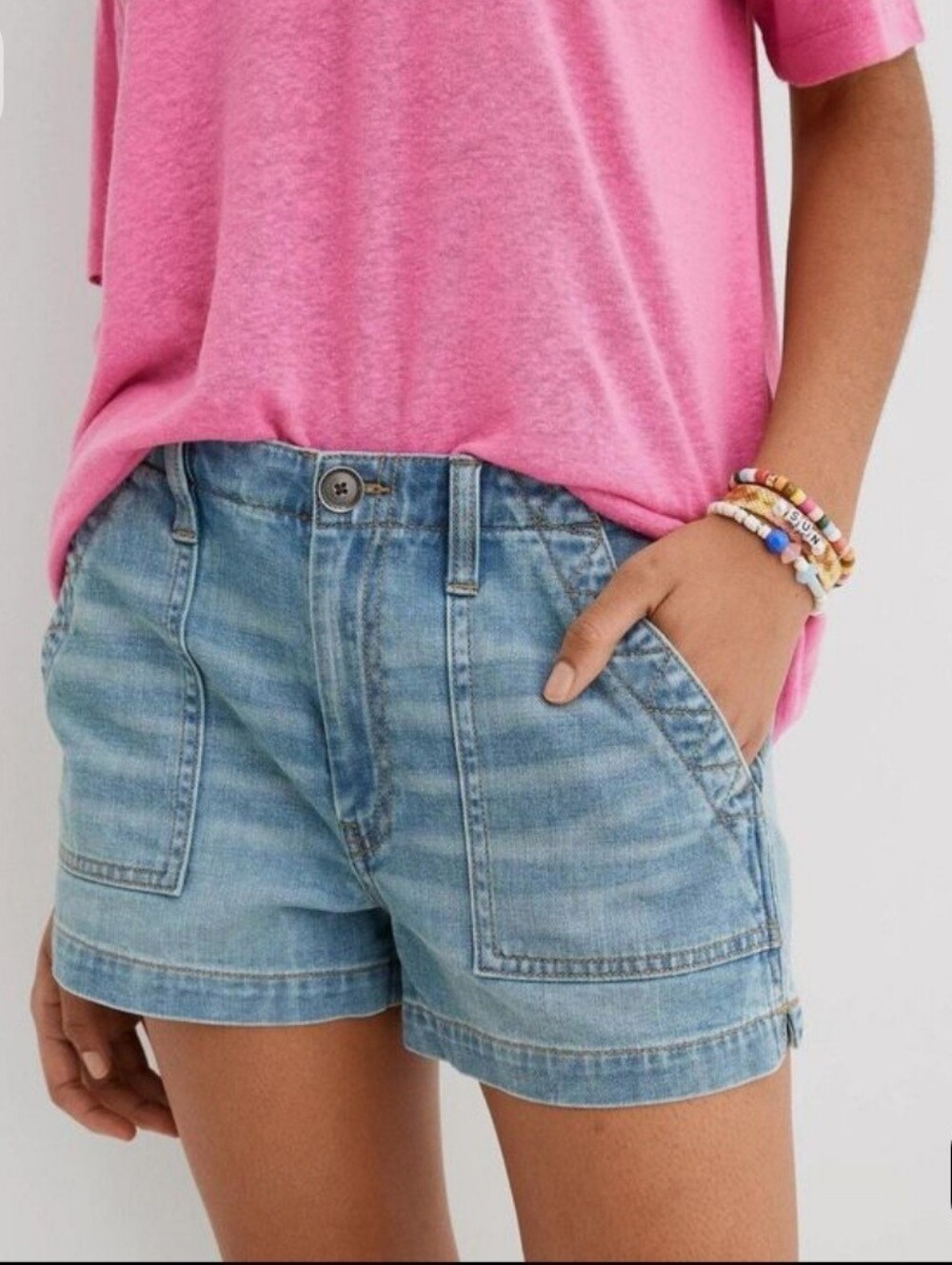 AERIE High Rise Wander Denim Jean Shorts ** Medium ** EUC!!